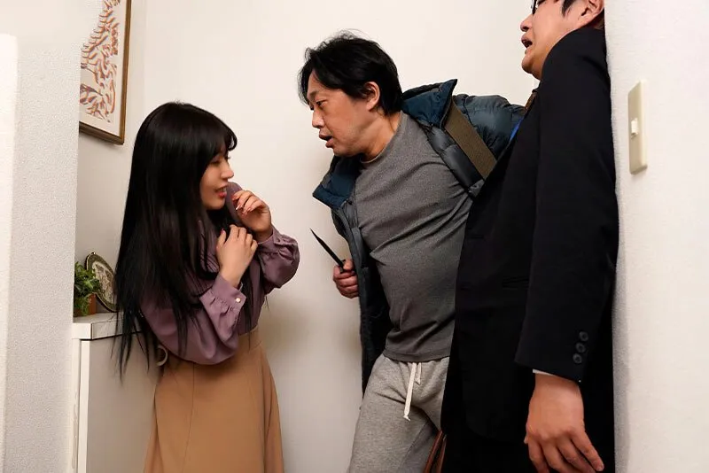 Cô gái khốn khó gặp lại kẻ ép quan hệ mình 10 năm trước