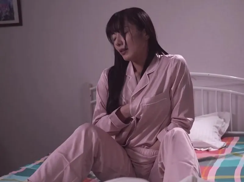 Thủ dâm hàng đêm vì gã chồng bỏ bê, vợ quyết định tìm đến ứng dụng hèn hò